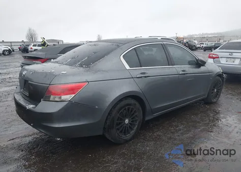 2010 Honda Accord 2.4 Lx z USA, uszkodzony, nr VIN 1HGCP2F39AA097069